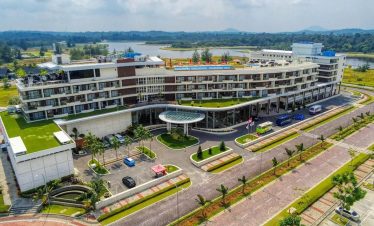 Stay at Grand Lagoi Hotel Bintan with access to Ria Bintan Golf Club and Laguna Golf Bintan.